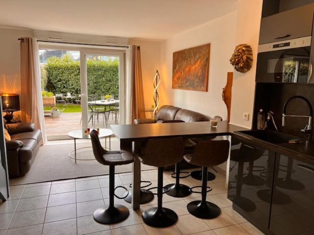 Holiday home Maison Comet Avec Jardin Et Parking